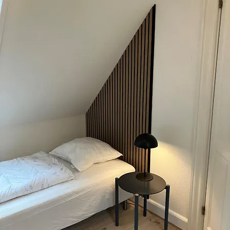 Charmerende Midt I Feriehus